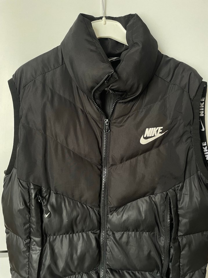 Nike Siyah Fermuarlı Yelek - Görsel 3