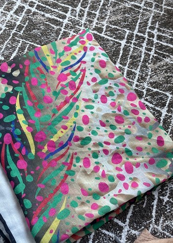 Drapeli Çok Renkli Bohem Kadın Şal - Görsel 2