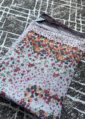 Çiçek Desenli Fırfırlı Bohem Kadın Fuları - Görsel 2