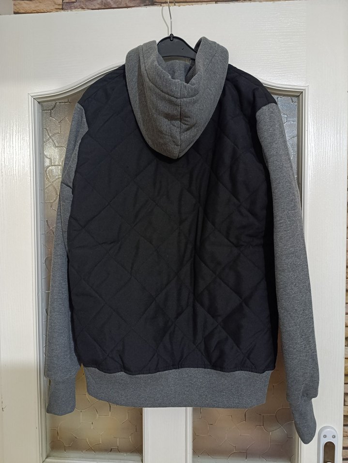 Gri Kapüşonlu Düğmeli Erkek Ceket - Görsel 3