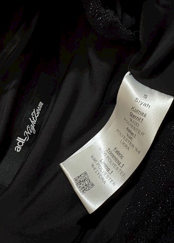 Siyah V Yaka Pileli Mini Elbise - Görsel 3