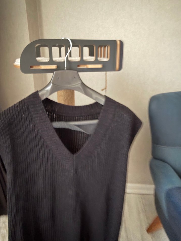 V Yaka Gri Triko Kadın Süveter - Görsel 2