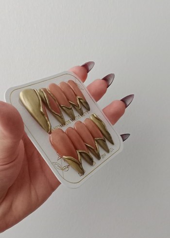 Altın Renkli jel parlak Takma tırnak - Görsel 5