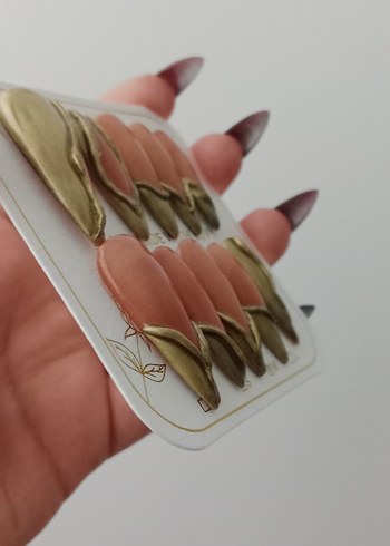 Altın Renkli jel parlak Takma tırnak - Görsel 2