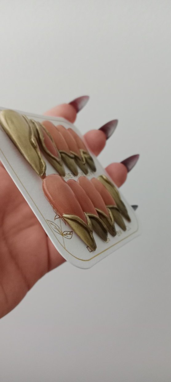 Altın Renkli jel parlak Takma tırnak - Görsel 2