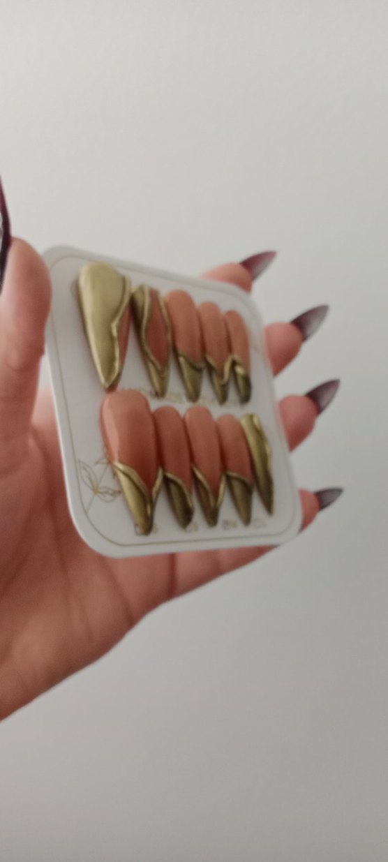 Altın Renkli jel parlak Takma tırnak - Görsel 3