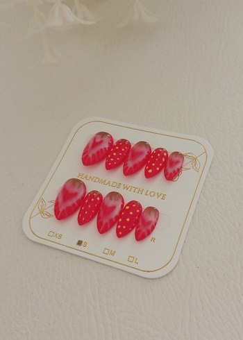 Çilek takma tırnak - Görsel 4