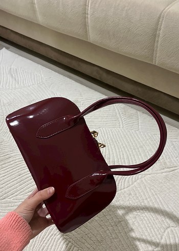 Miu Miu Bordo Rugan Kadın Çanta - Görsel 5