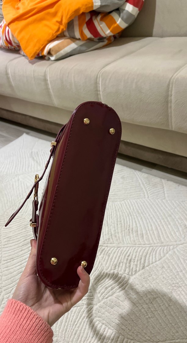 Miu Miu Bordo Rugan Kadın Çanta - Görsel 4