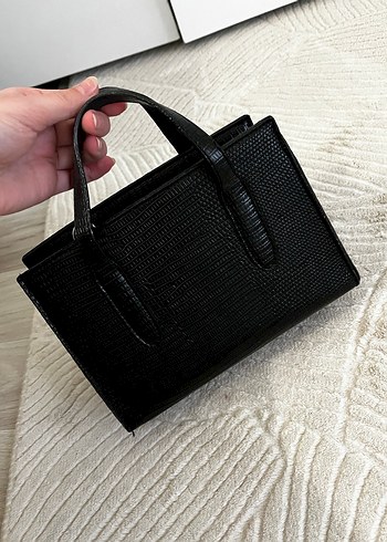 Siyah Deri Yılan Desenli Kadın Çanta butik ürünüdür. - Görsel 4
