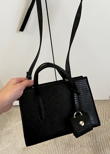 Siyah Deri Yılan Desenli Kadın Çanta butik ürünüdür. - Görsel 8