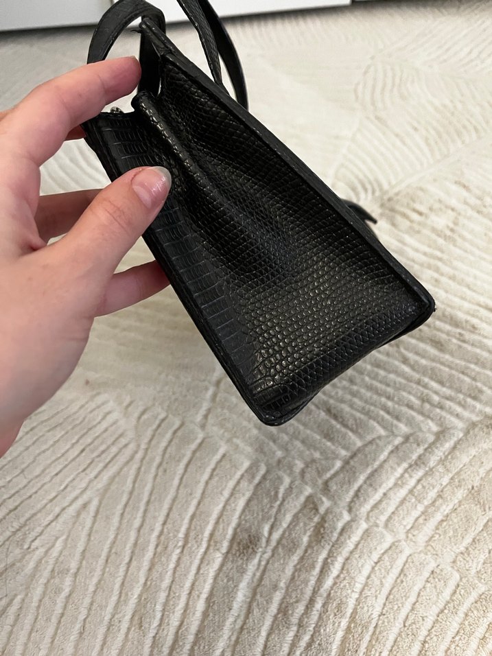 Siyah Deri Yılan Desenli Kadın Çanta butik ürünüdür. - Görsel 5