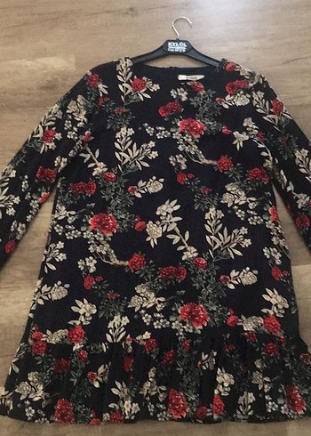 Çiçek Desenli Gri Mini elbise s ve m bedenlerede olur - Görsel 3