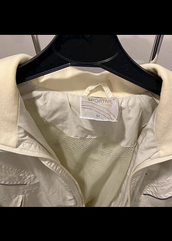 Beyaz Fermuarlı spor kadın çeket - Görsel 3