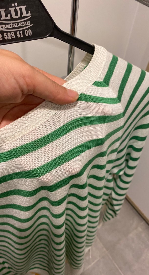 Yeşil Çizgili Pamuklu Kadın Triko - Görsel 3