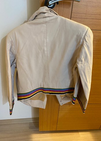 Bej Deri Düğmeli Kadın Ceket - Görsel 2