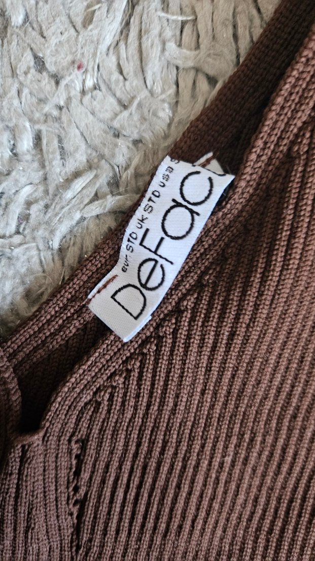 Kahverengi V Yakalı Uzun Triko Elbise - Görsel 2