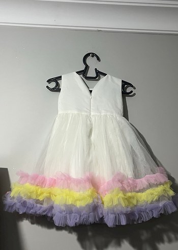 Kız Çocuk Beyaz Unicorn Nakışlı Fırfırlı Elbise - Görsel 3