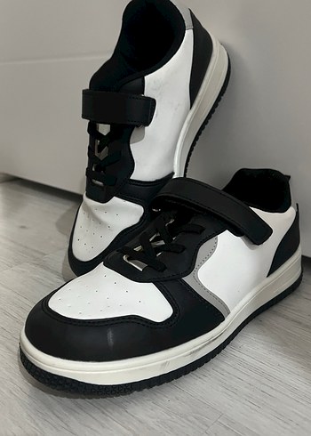 Siyah Beyaz Erkek Spor Ayakkabı - Görsel 2