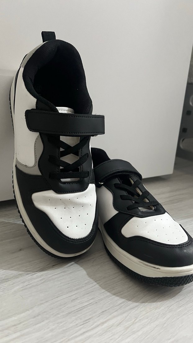 Siyah Beyaz Erkek Spor Ayakkabı - Görsel 3