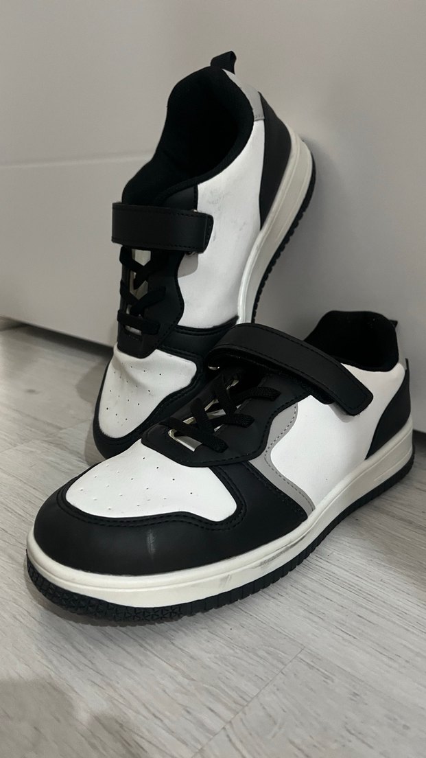 Siyah Beyaz Erkek Spor Ayakkabı - Görsel 2