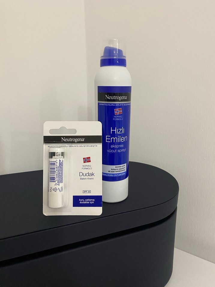 Neutrogena Dudak Bakım Kremi ve Hızlı Emilen Vücut Spreyi - Görsel 2