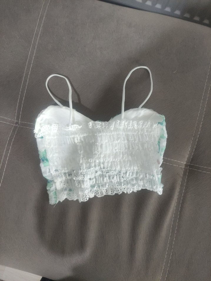 Dantel Detaylı Beyaz Mini Büstiyer - Görsel 2