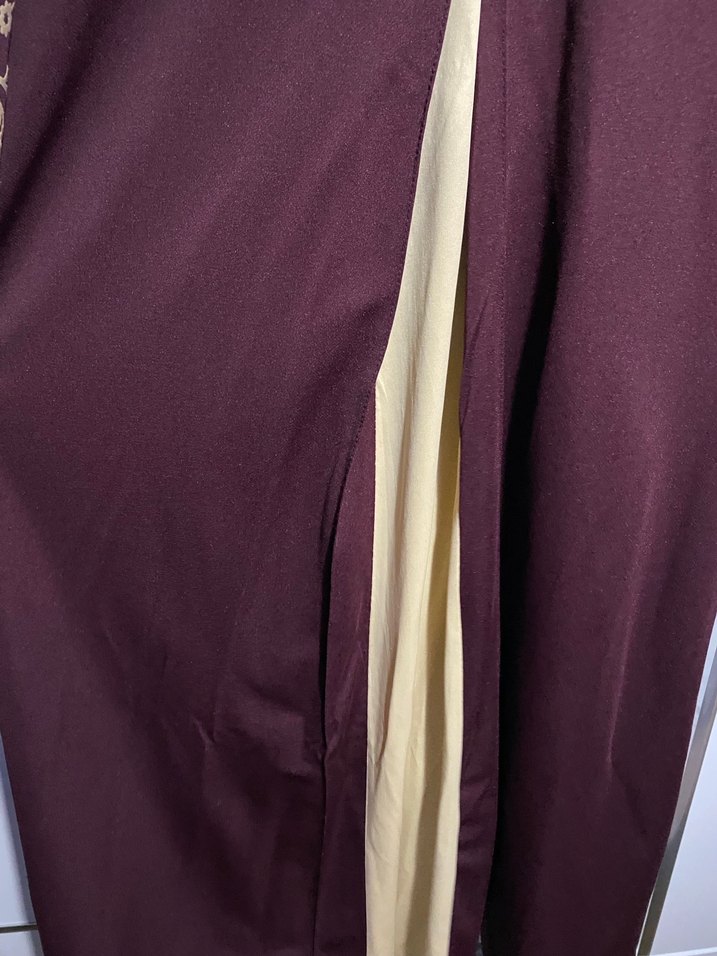 Bordo Uzun Kollu Nakışlı Kadın Abiye - Görsel 2