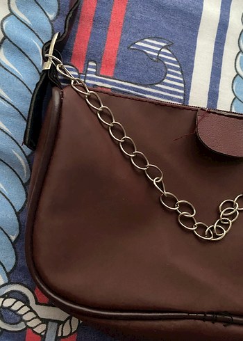 Zincir Detaylı bordo Deri Çanta - Görsel 2