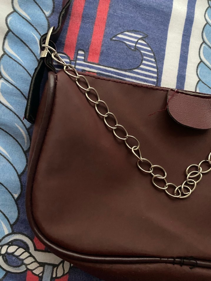 Zincir Detaylı bordo Deri Çanta - Görsel 2