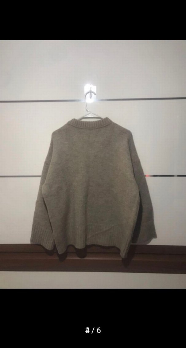 Bej Oversize V Yaka Kadın Kazak - Görsel 4