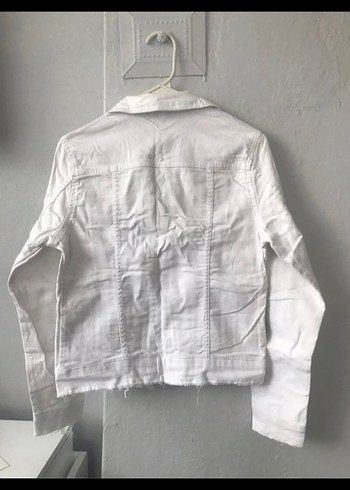 Vitrin Marka Düğmeli Beyaz Kadın Kot Ceket - Görsel 4