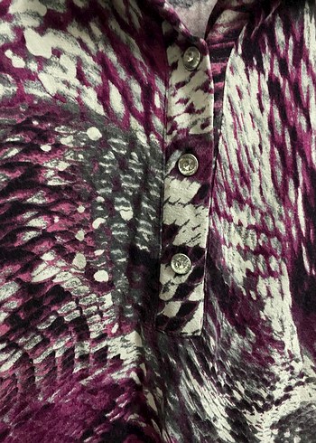 Mor Batik Desenli Kısa Kollu Gömlek bluz - Görsel 2