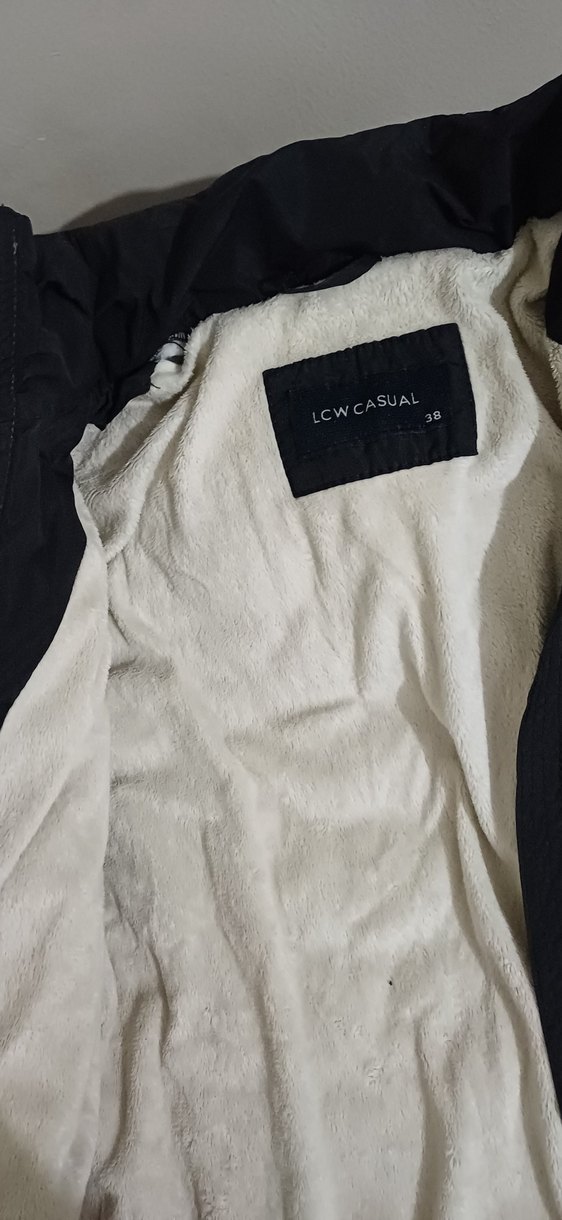 Düğmeli Siyah Kadın Kışlık Ceket - Görsel 5