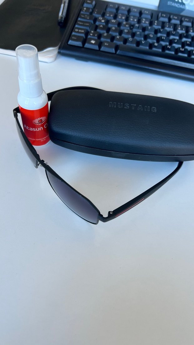 Siyah Erkek Güneş Gözlüğü - Görsel 4