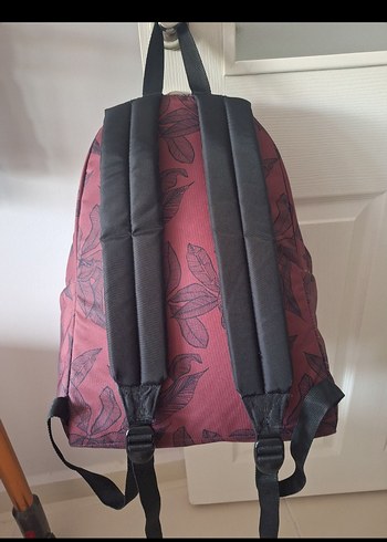 Bordo Baskılı Eastpak Kadın Sırt Çantası - Görsel 2