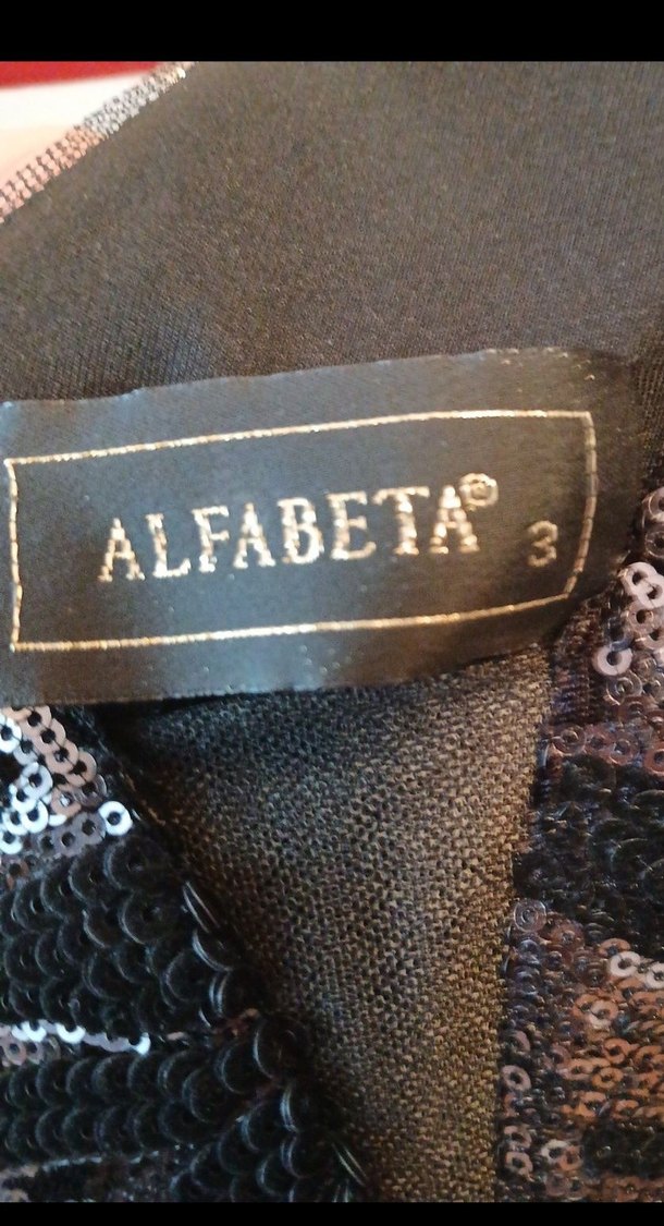 Parlak Desenli iki parca halinde - Görsel 4