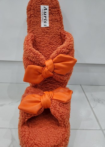 Turuncu Kadın Ev Terliği Fiyonk Detaylı - Görsel 2