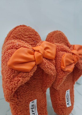 FİYONKLU TURUNCU EV TERLİĞİ KADIN ŞIK - Görsel 2