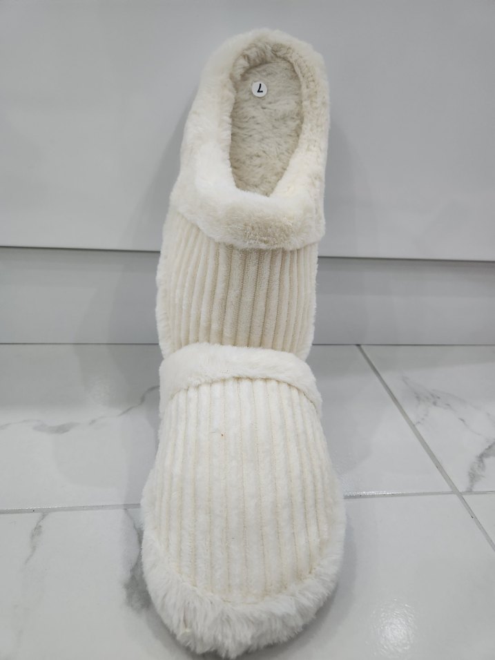 Beyaz Peluş Kadın Ev Terliği Kışlık - Görsel 5