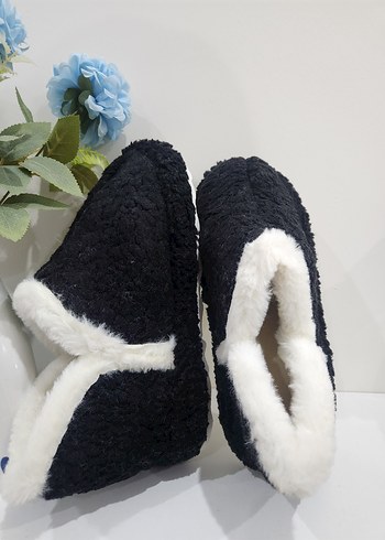 KIŞLIK EV BOTU PANDİFİ SİYAH BEYAZ PELUŞ - Görsel 2