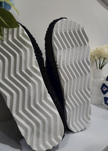 Kız Çocuk Siyah Kürklü Sıcak Terlik - Görsel 3