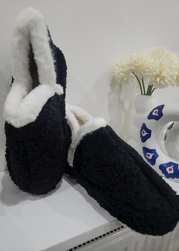 Kız Çocuk Siyah Kürklü Sıcak Terlik - Görsel 8