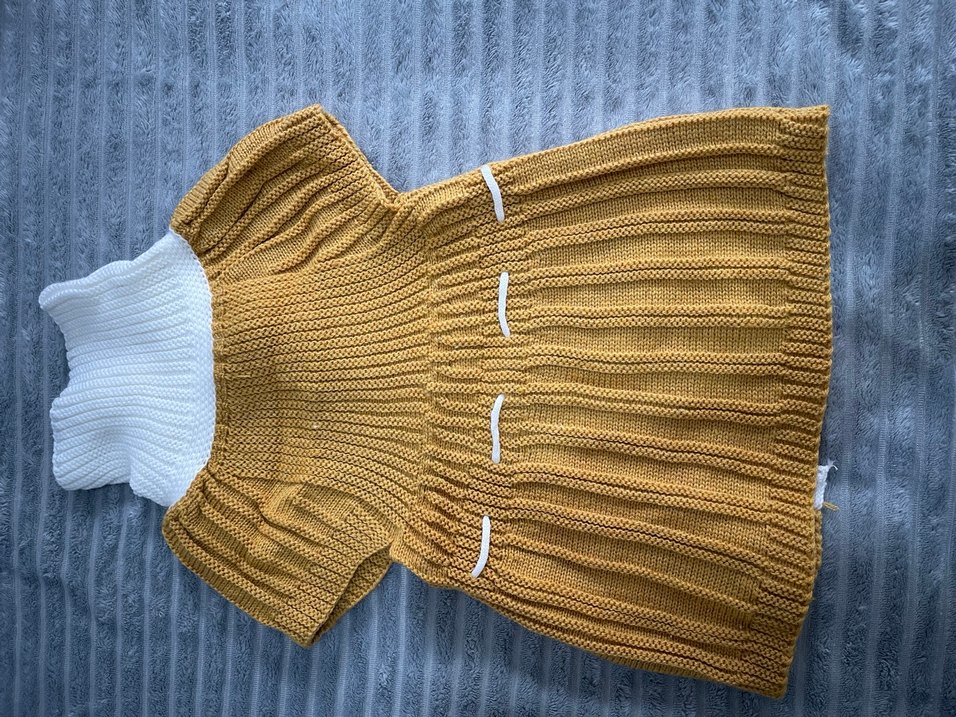 Sarı Triko Hırka V Yaka - Görsel 2