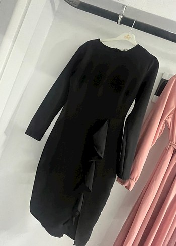 Kemerli Uzun Pembe Kadın Elbise - Görsel 4