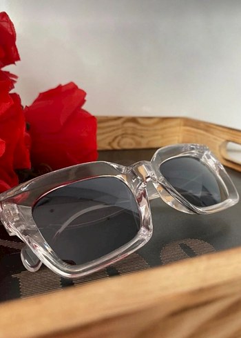 Şeffaf Çerçeveli Erkek Güneş Gözlüğü - Görsel 4