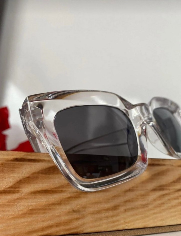 Şeffaf Çerçeveli Erkek Güneş Gözlüğü - Görsel 3