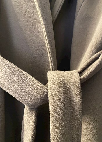 Batik marka Kahverengi Kapüşonlu Kemerli Kaban - Görsel 4