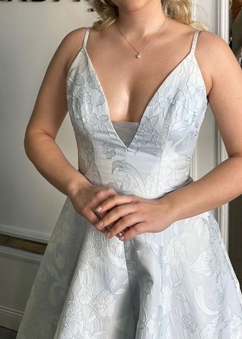 Züleyha Kuru tasarım  Drapeli V Yakalı Uzun Mavi Nişan Elbisesi - Görsel 3