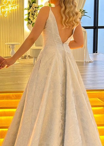 Züleyha Kuru tasarım  Drapeli V Yakalı Uzun Mavi Nişan Elbisesi - Görsel 4